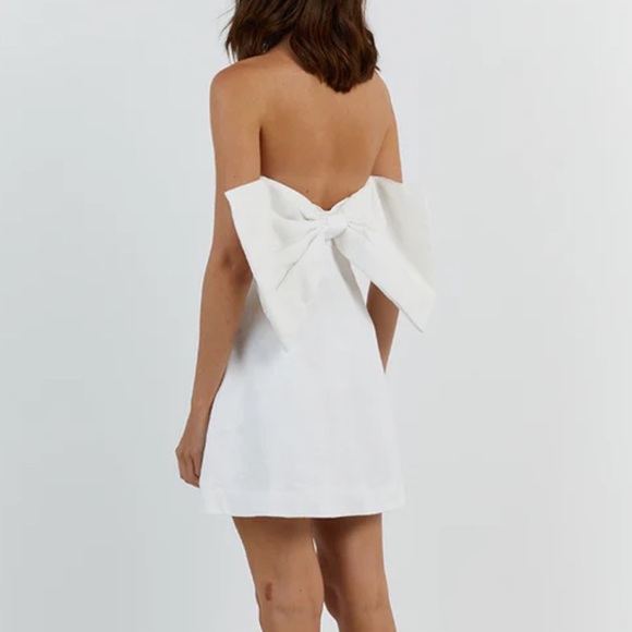 DISSH Aisle Bow Linen Dress Solid White Mini Style Strapless Size 12 US Women’s - Picture 1 of 11